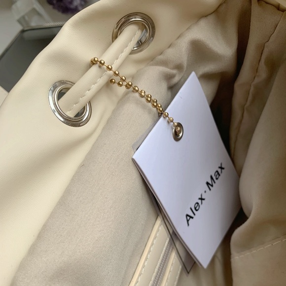 ITALIAN ALEX MAX NUDE BEIGE RUFFLE PEARL BACKPACK BAG PURSE TOTE - Picture 7 of 8